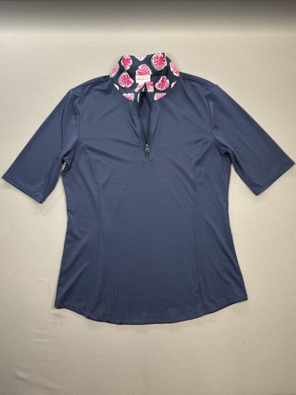 Tommy Bahama Golf Quarter-Zip Pullover Short Sleeve Active Shirt - Womens Medium